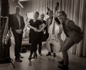 Nancy and the sinatras
