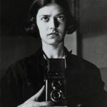 Zelfportret met rolleiflex camera 1931