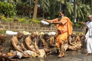 1200px-monks initiation (26392071260)